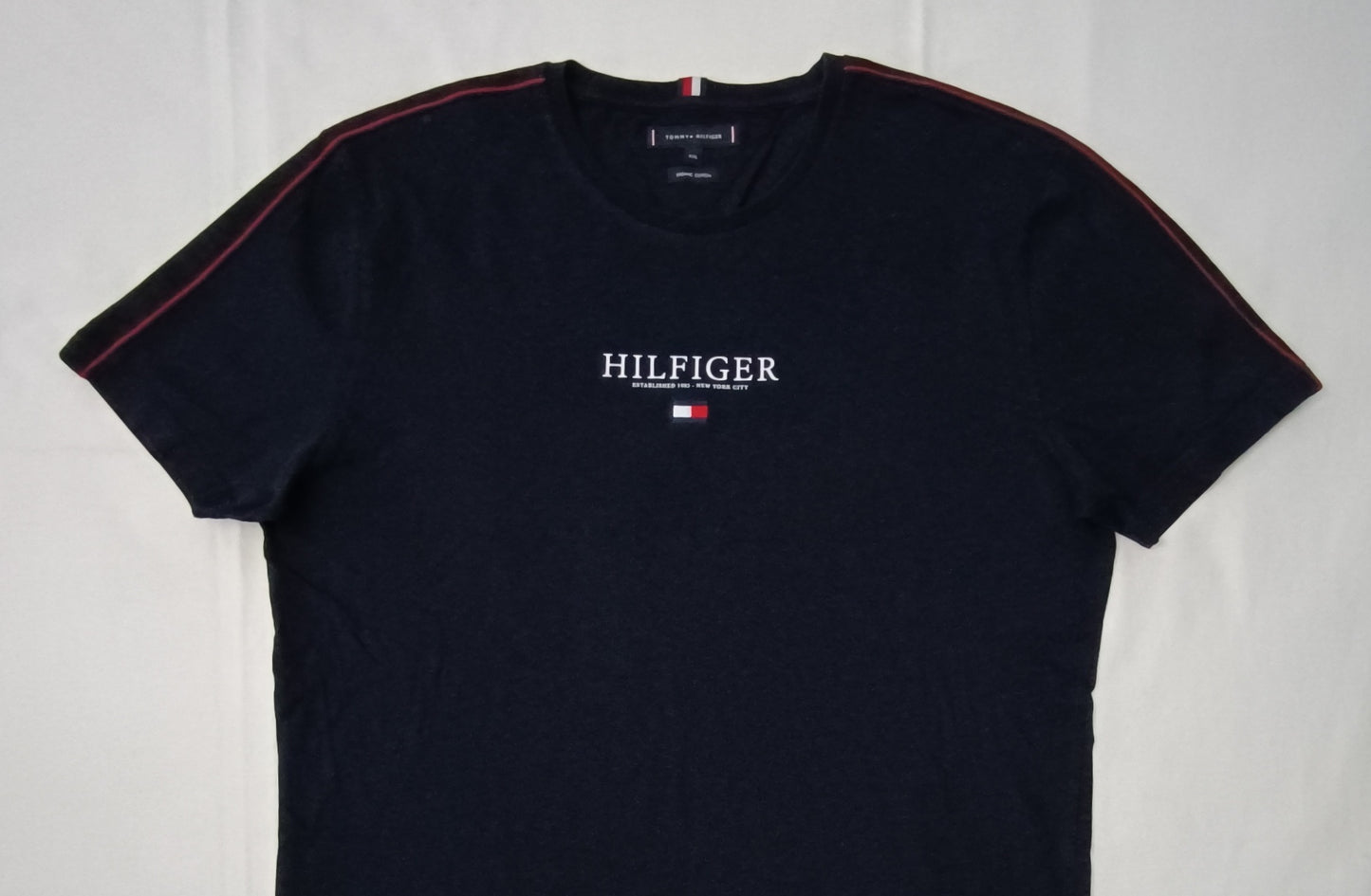 (2XL) Tommy Hilfiger T-Shirt тениска