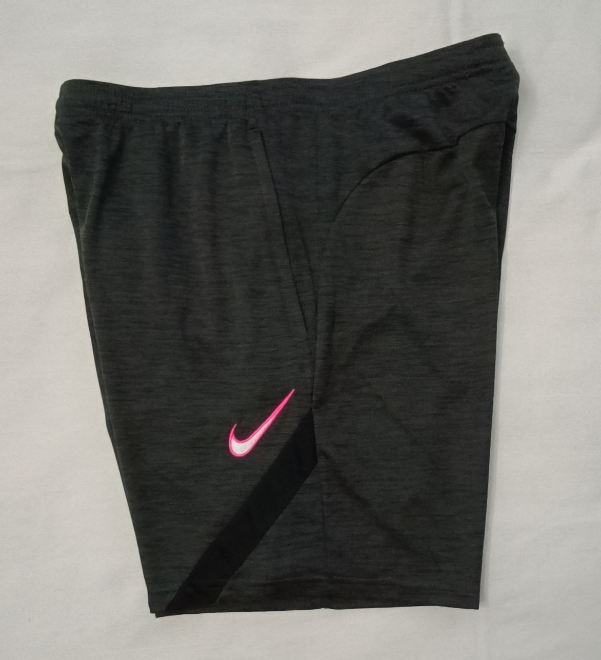 (M) Nike DRI-FIT Strike Shorts шорти