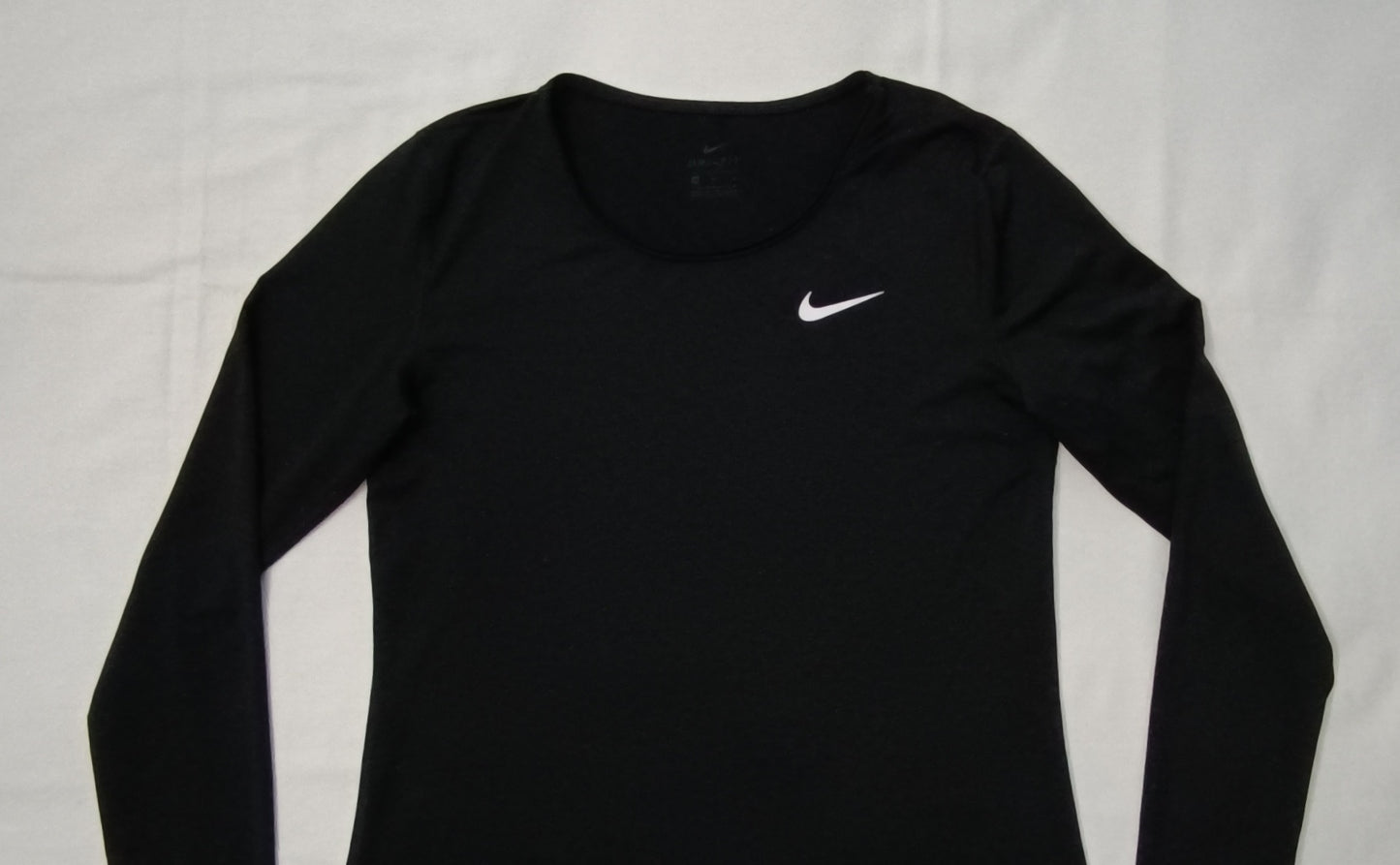 (ДАМСКО) (M) Nike DRI-FIT блуза