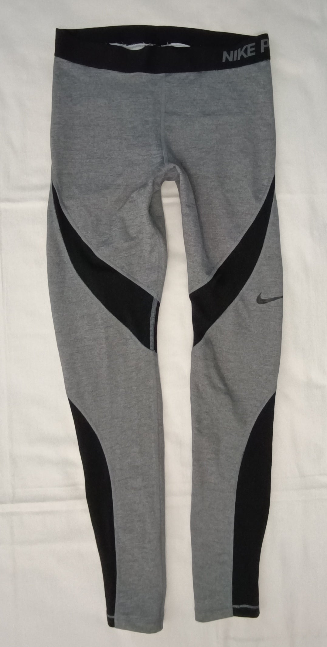 (ДАМСКО) (M) Nike PRO Hyperwarm Tights клин