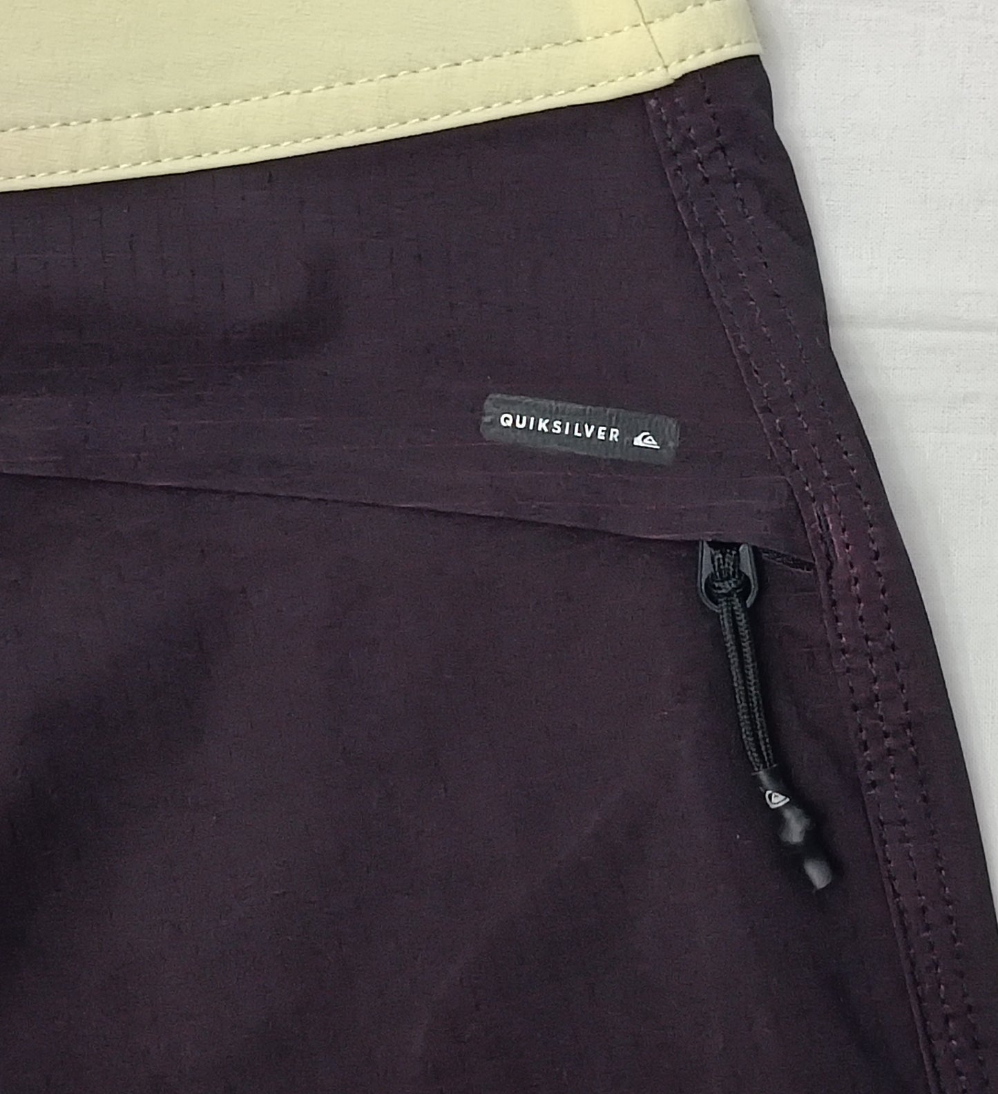 (S) Quiksilver Shorts шорти, бански