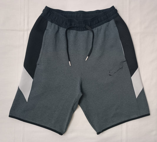 (S) Nike DRI-FIT Therma Flex Snowtime Shorts шорти
