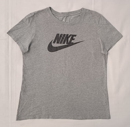 (ДАМСКО) (M) Nike Sportswear Swoosh Tee тениска