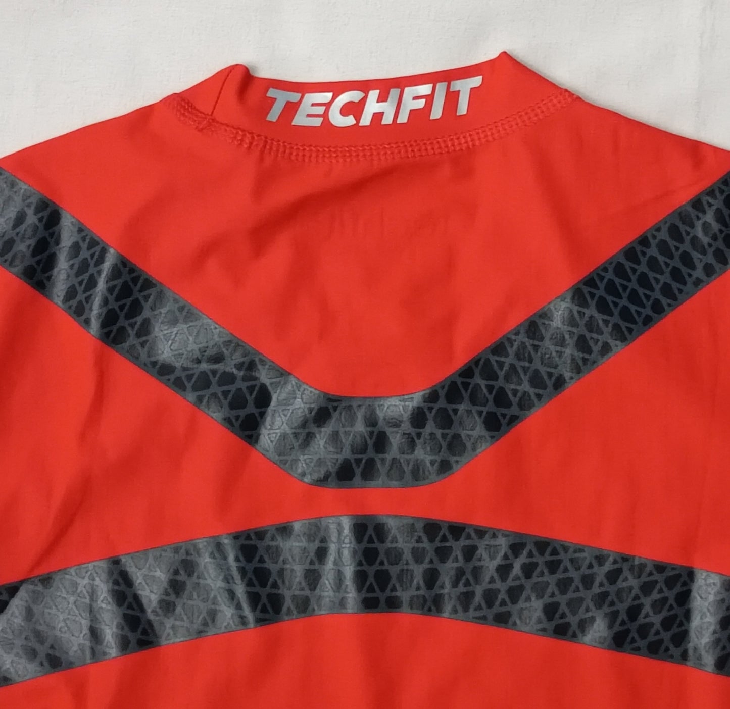(S) Adidas Techfit Compression Tee тениска