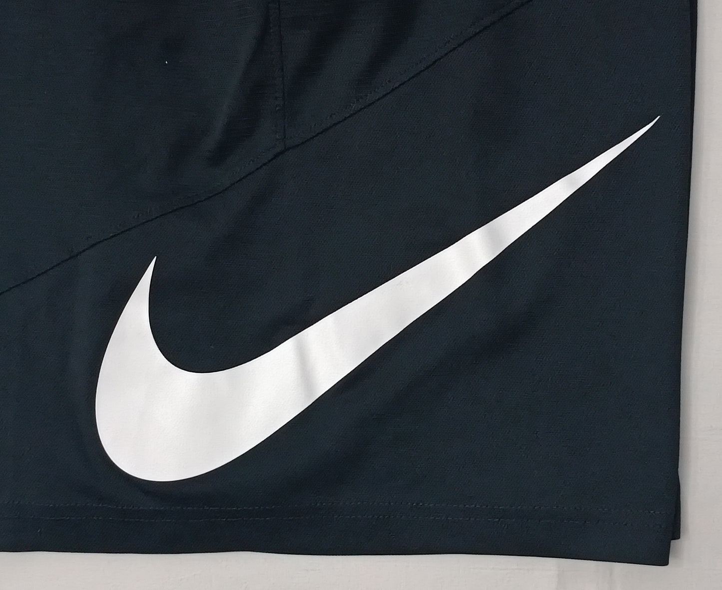 (L) Nike DRI-FIT Swoosh Shorts шорти
