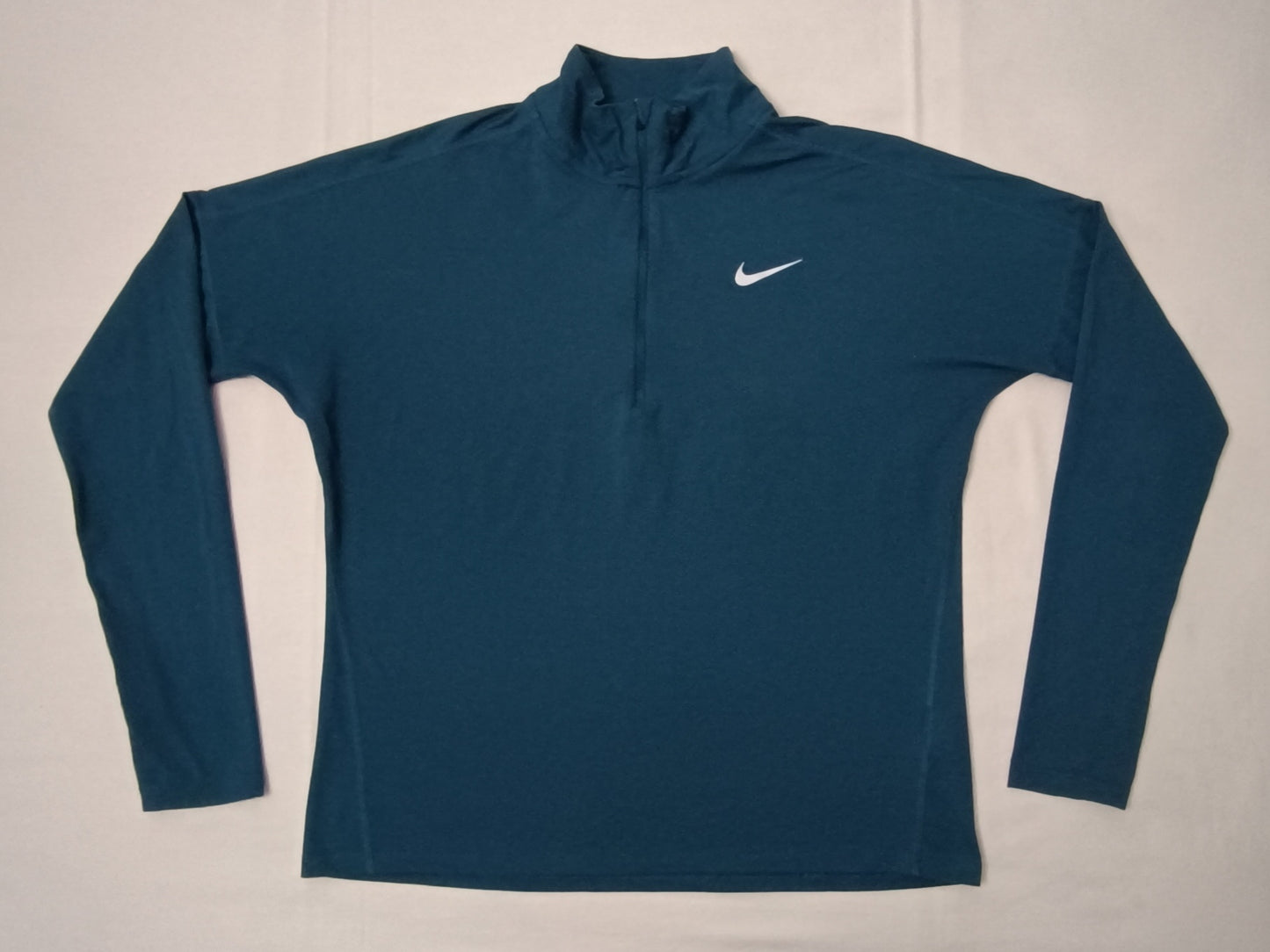 (ДАМСКО) (M) Nike DRI-FIT Top горнище