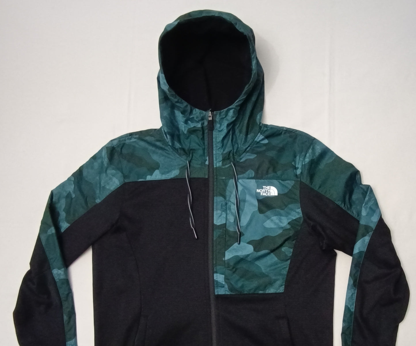 (M) The North Face Hoodie горнище