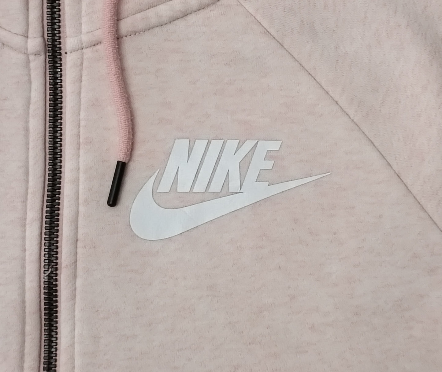 (ДАМСКО) (M) Nike Sportswear Fleece Hoodie горнище