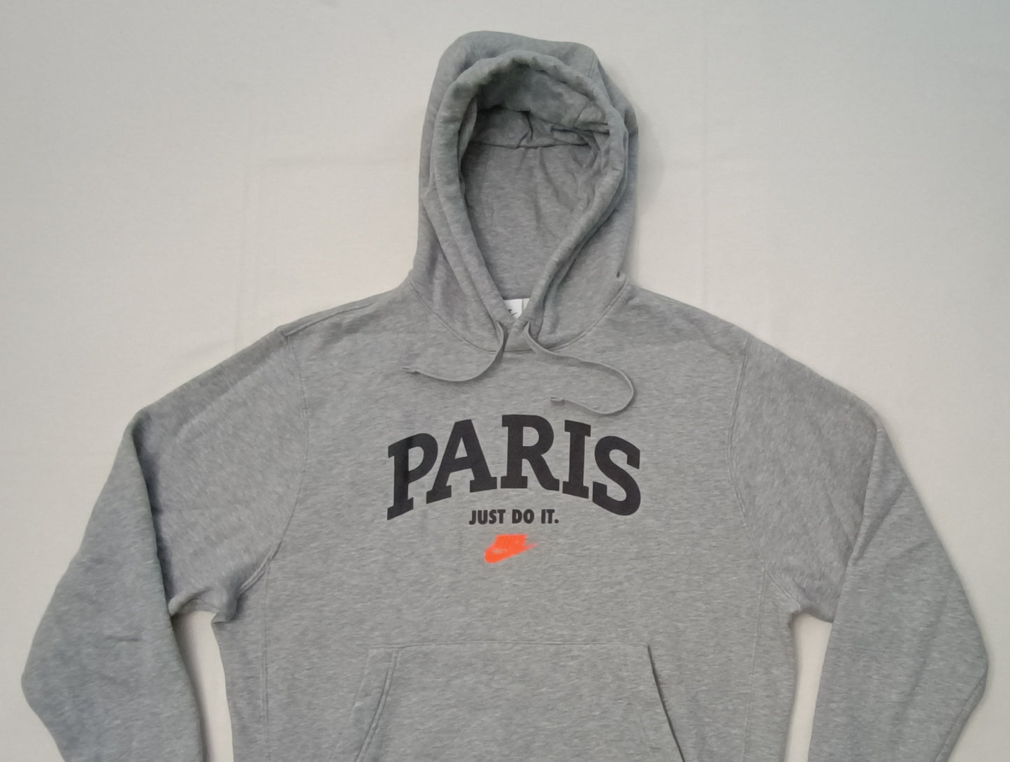 (M) Nike Sportswear Paris Hoodie горнище