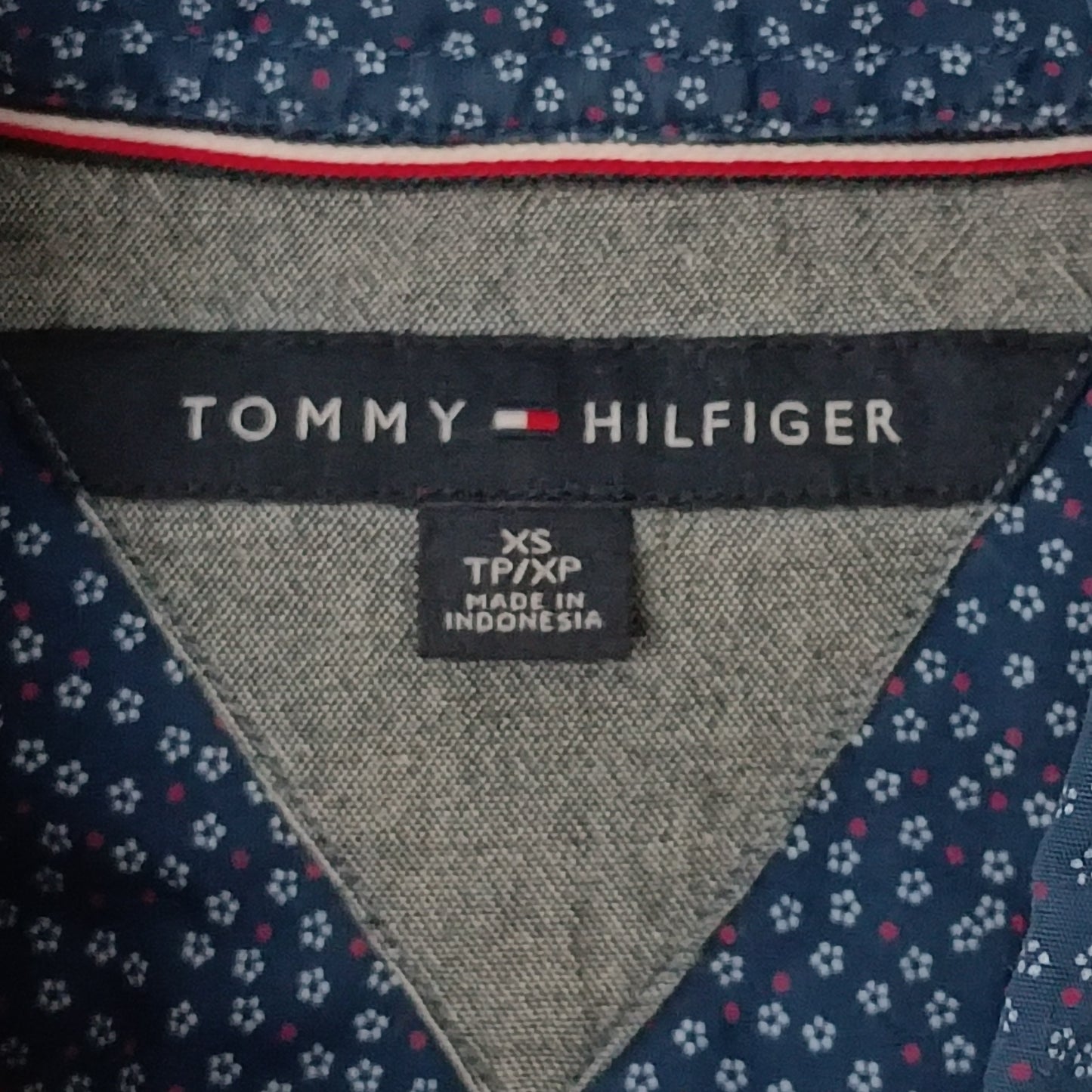 (XS) Tommy Hilfiger риза