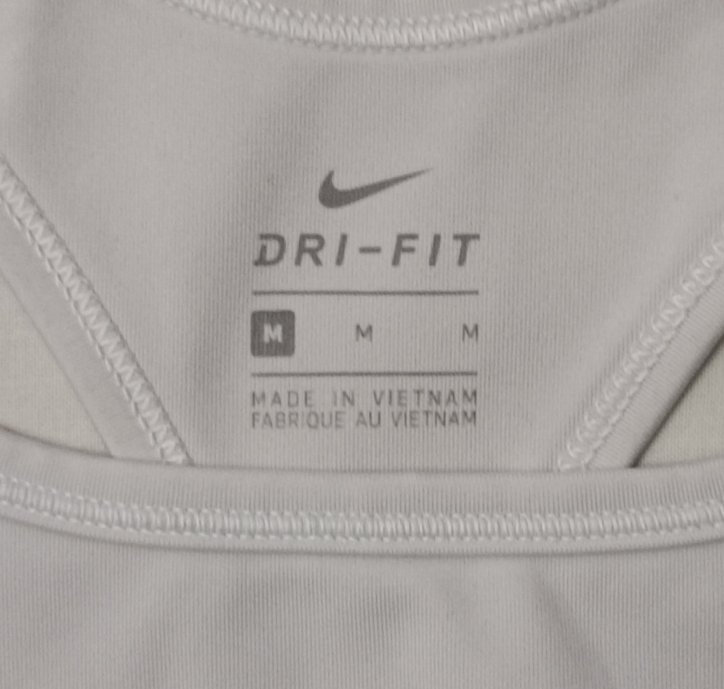 (ДАМСКО) (M) Nike DRI-FIT Bra бюстие