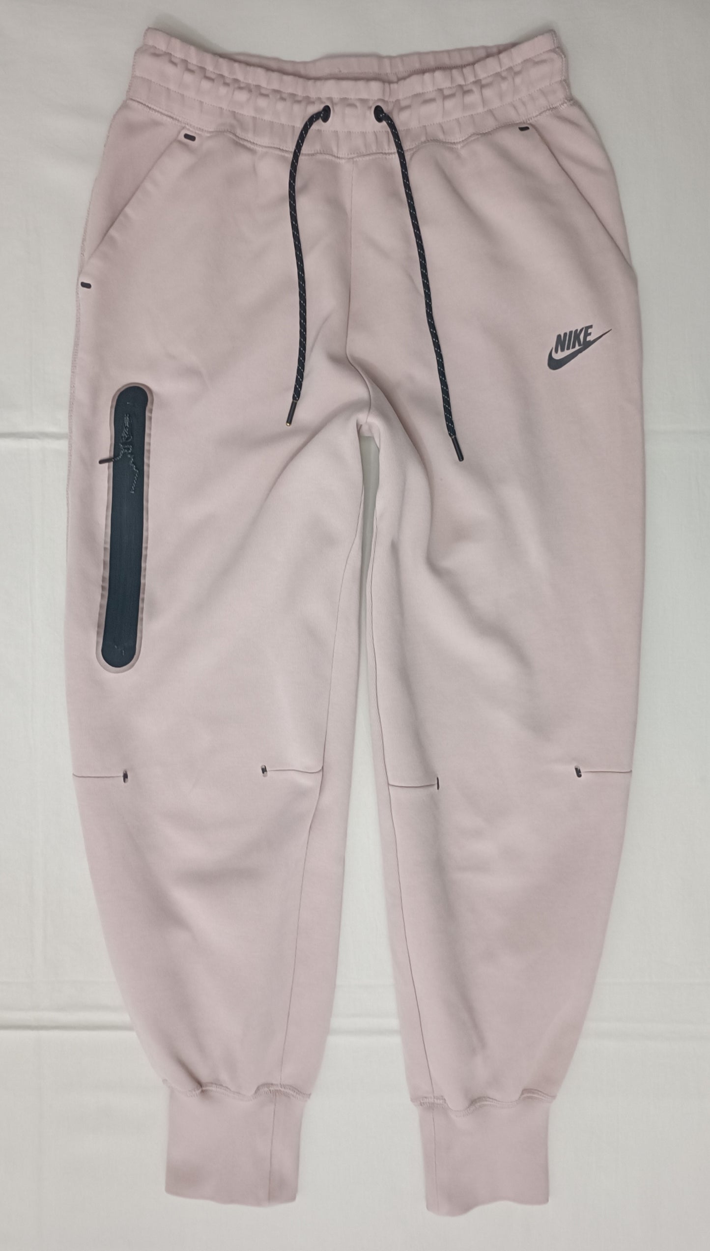 (ДАМСКО) (S) Nike Tech Fleece Tracksuit екип (горнище и долнище)