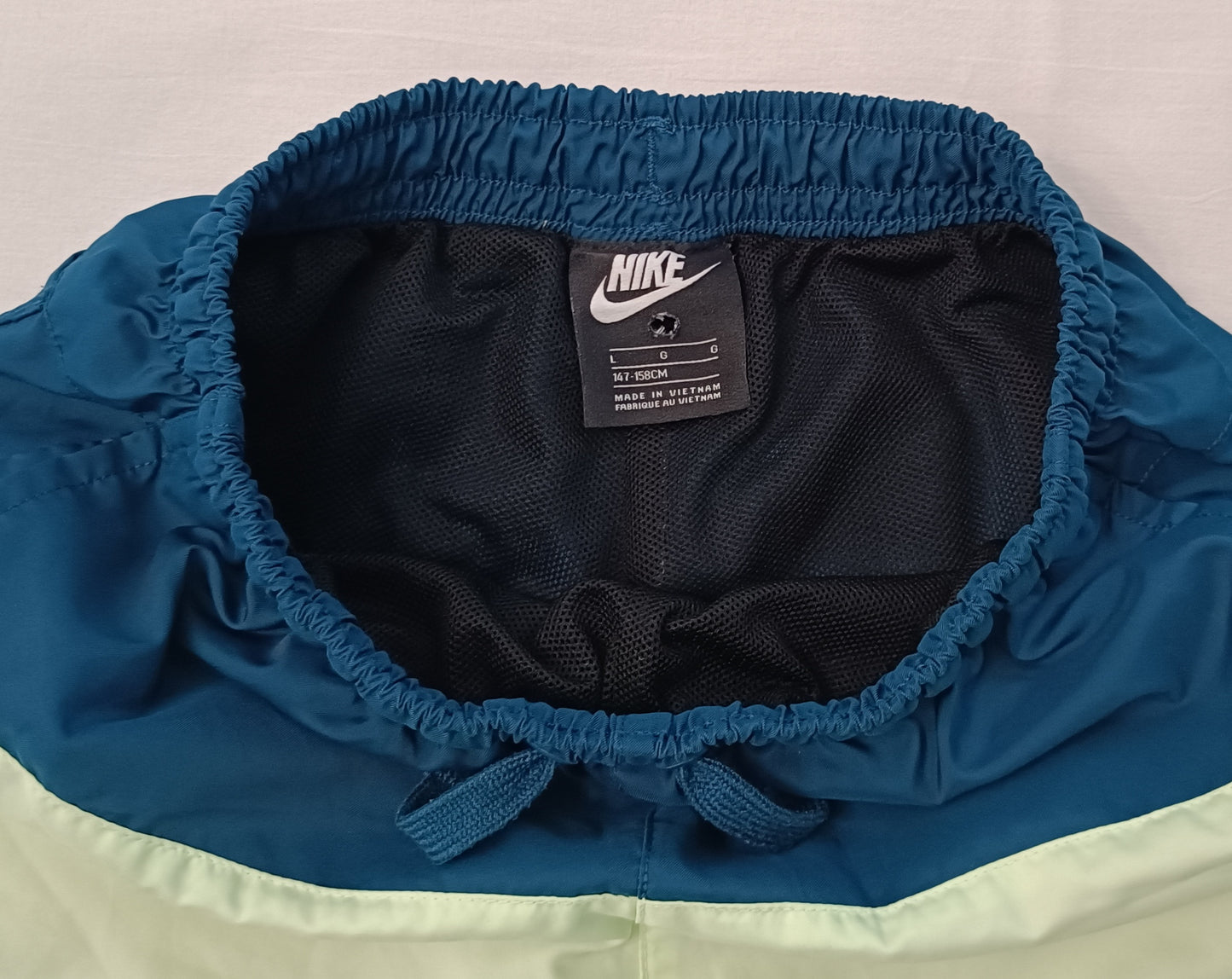 (ДЕТСКО) (Ръст 147-158см) Nike Sportswear Woven Shorts шорти