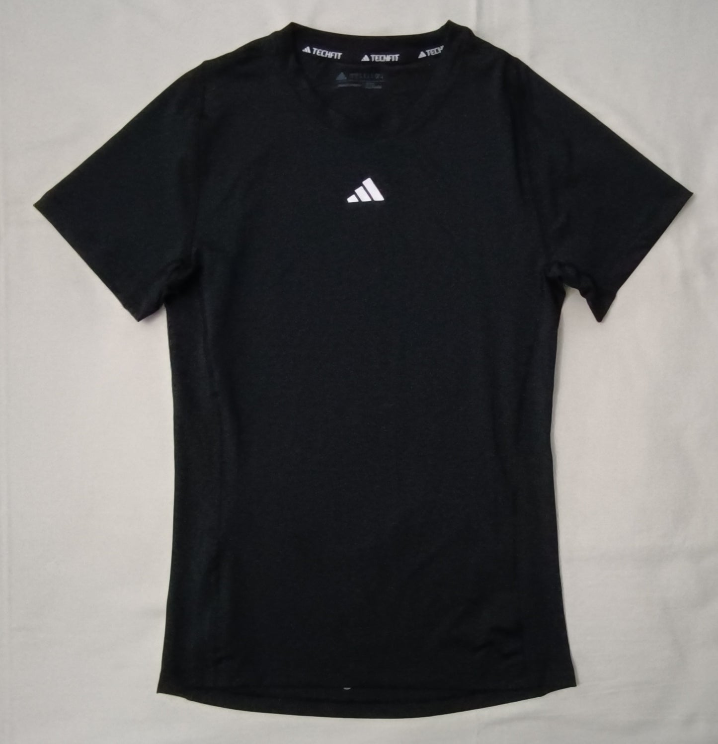 (S) Adidas Techfit Compression Tee тениска