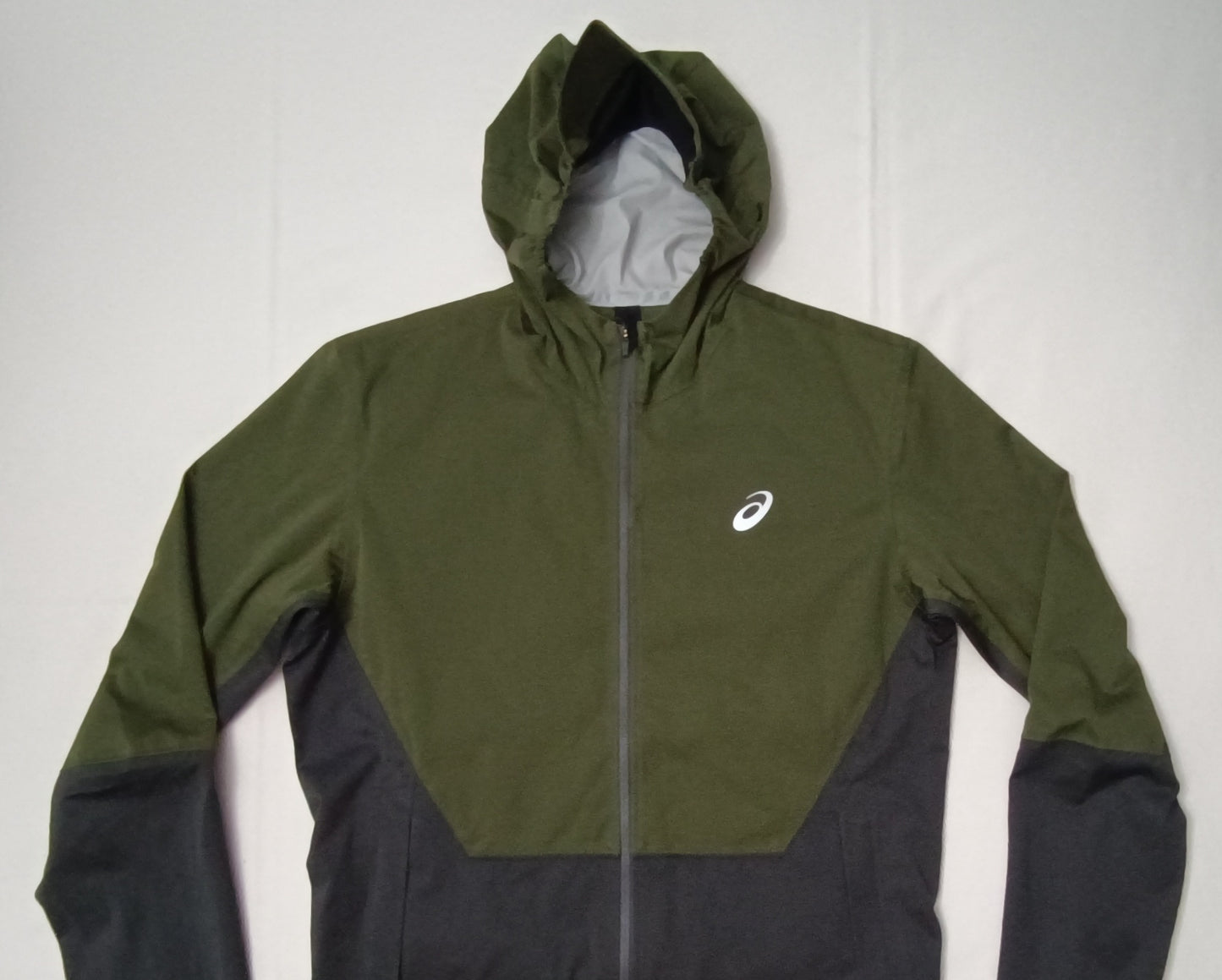 (M) Asics Winter Accelerate Jacket яке