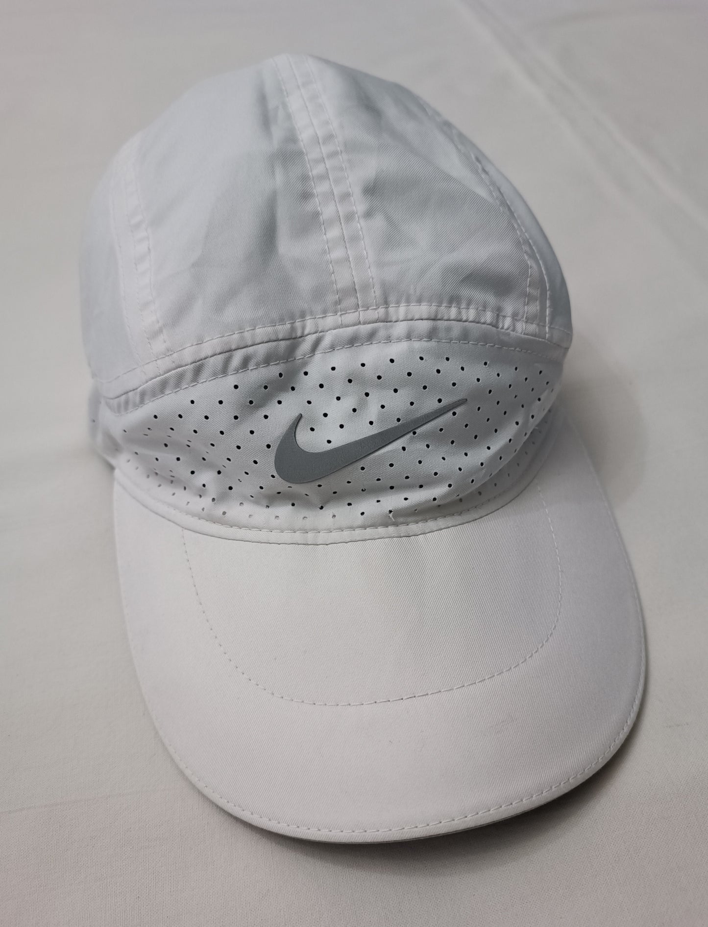 Nike Fly DRI-FIT ADV Unstructured Reflective Cap шапка