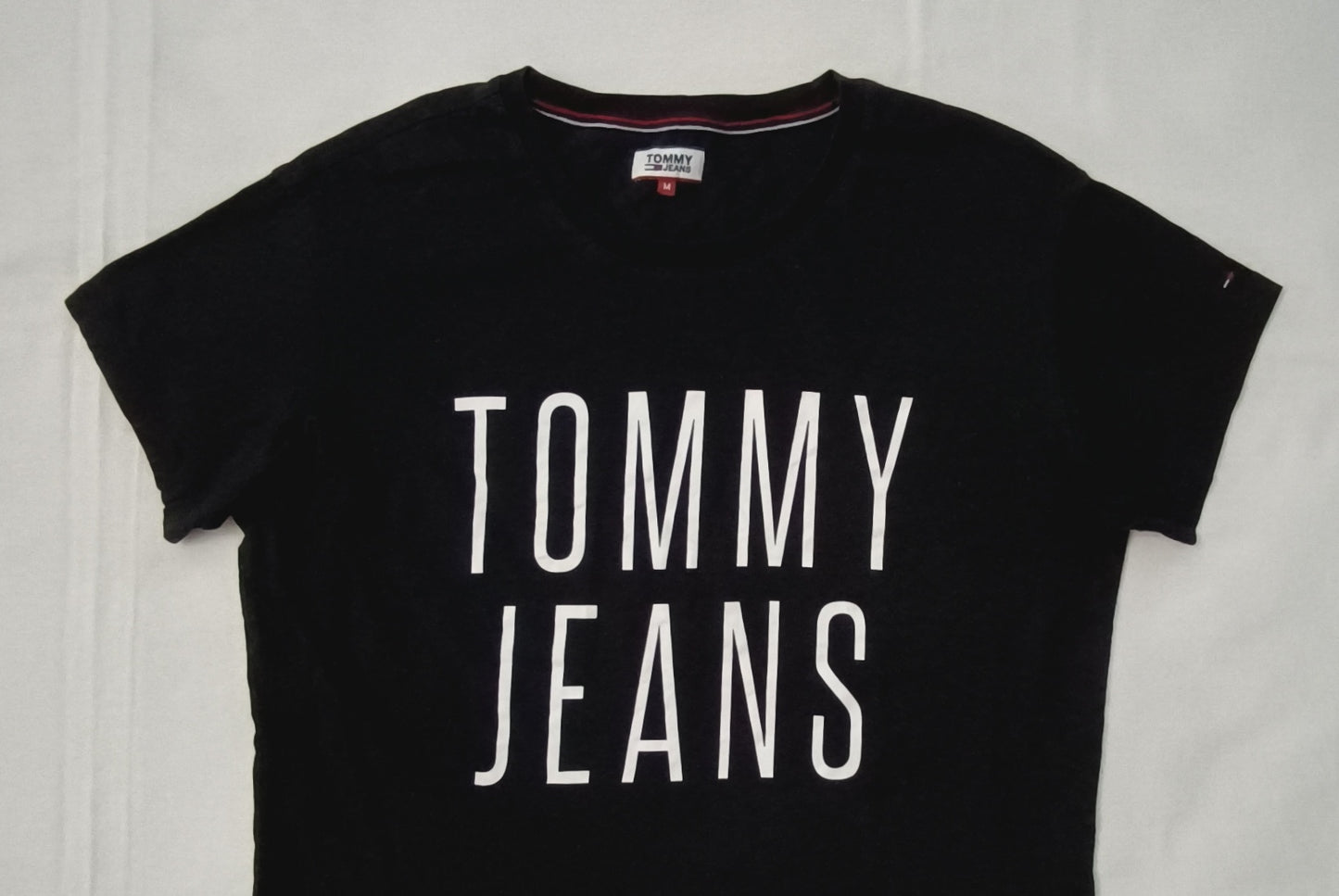 (ДАМСКО) (M) Tommy Jeans T-Shirt тениска