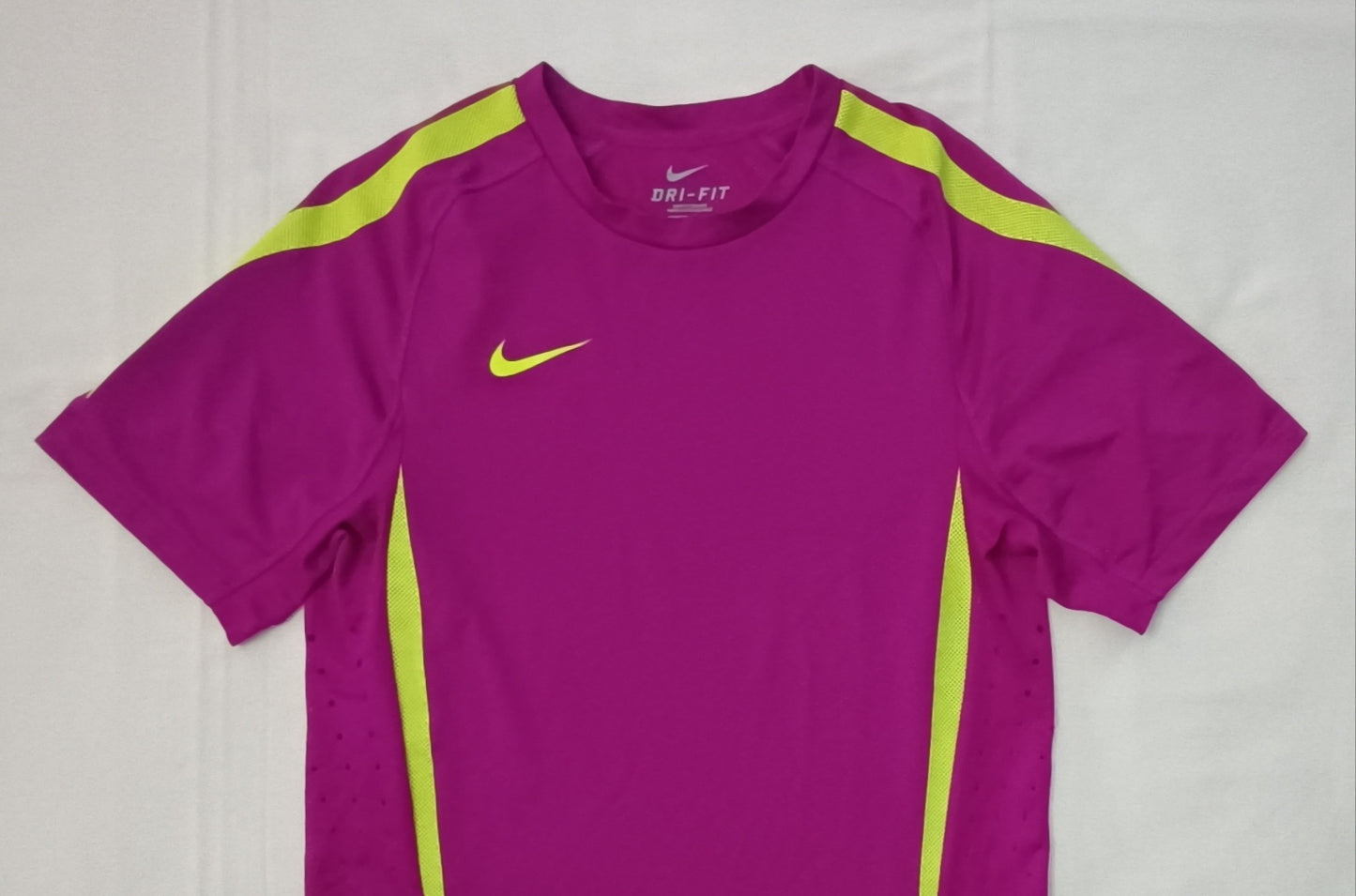 (S) Nike DRI-FIT Tee тениска