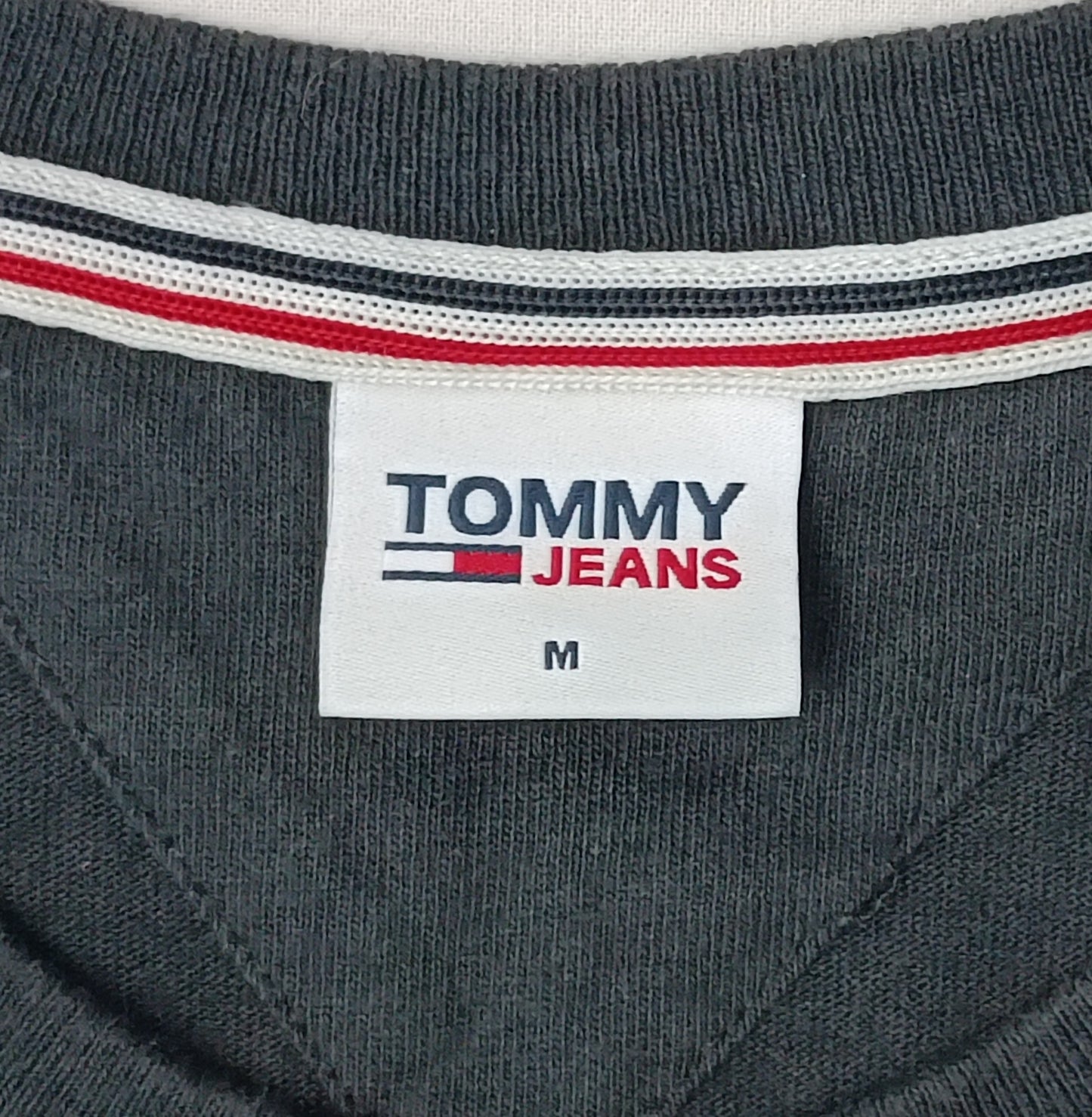 (M) Tommy Jeans T-Shirt тениска