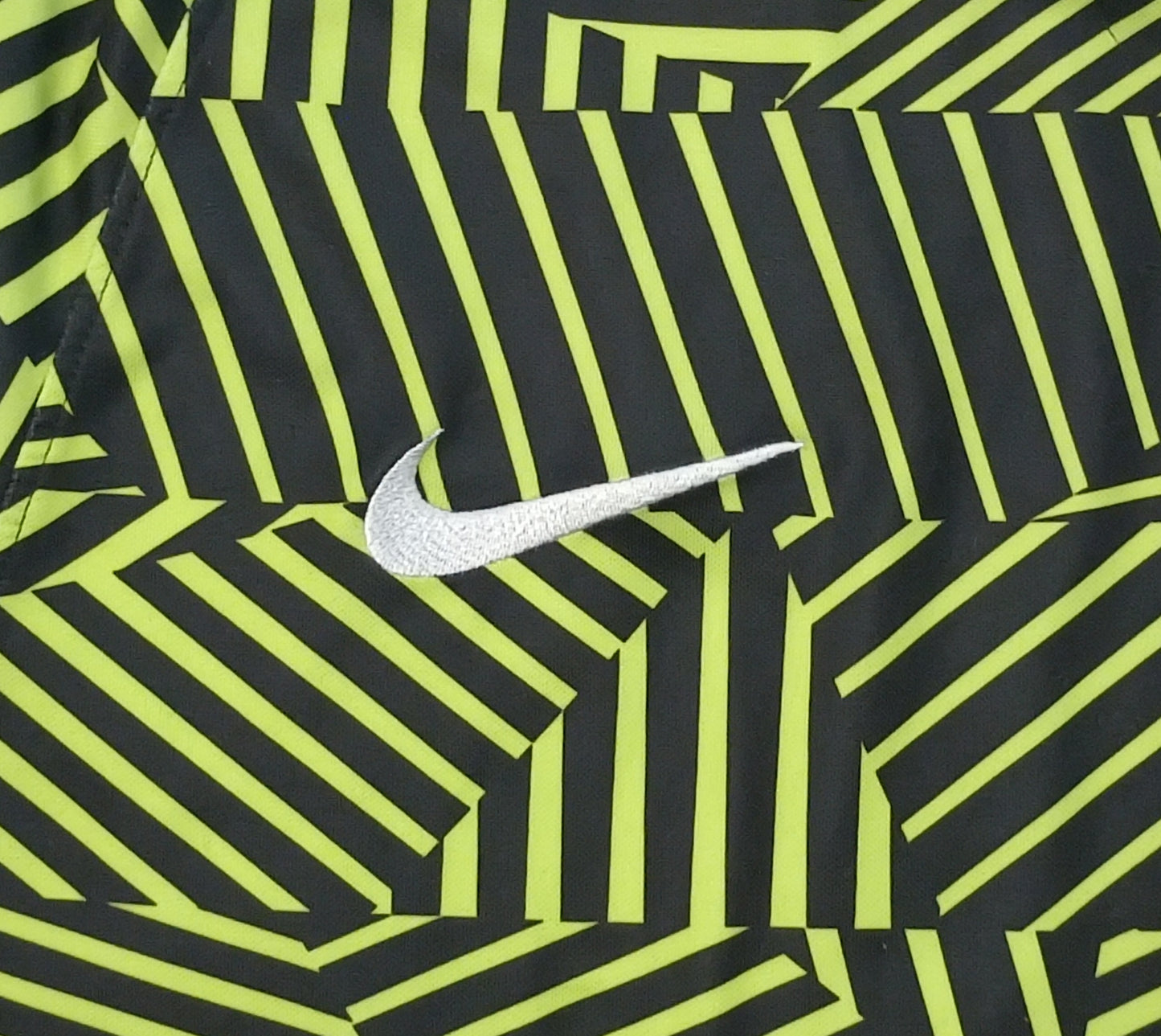(L) Nike DRI-FIT тениска