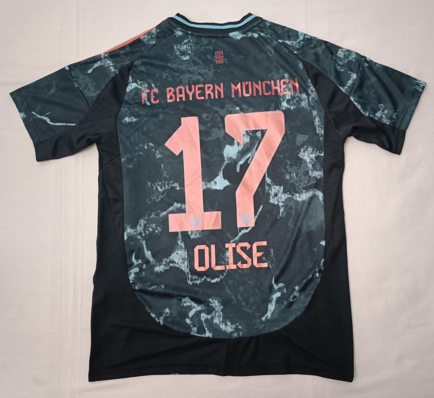 (S) Adidas Bayern Munchen #17 Olise Away Jersey тениска