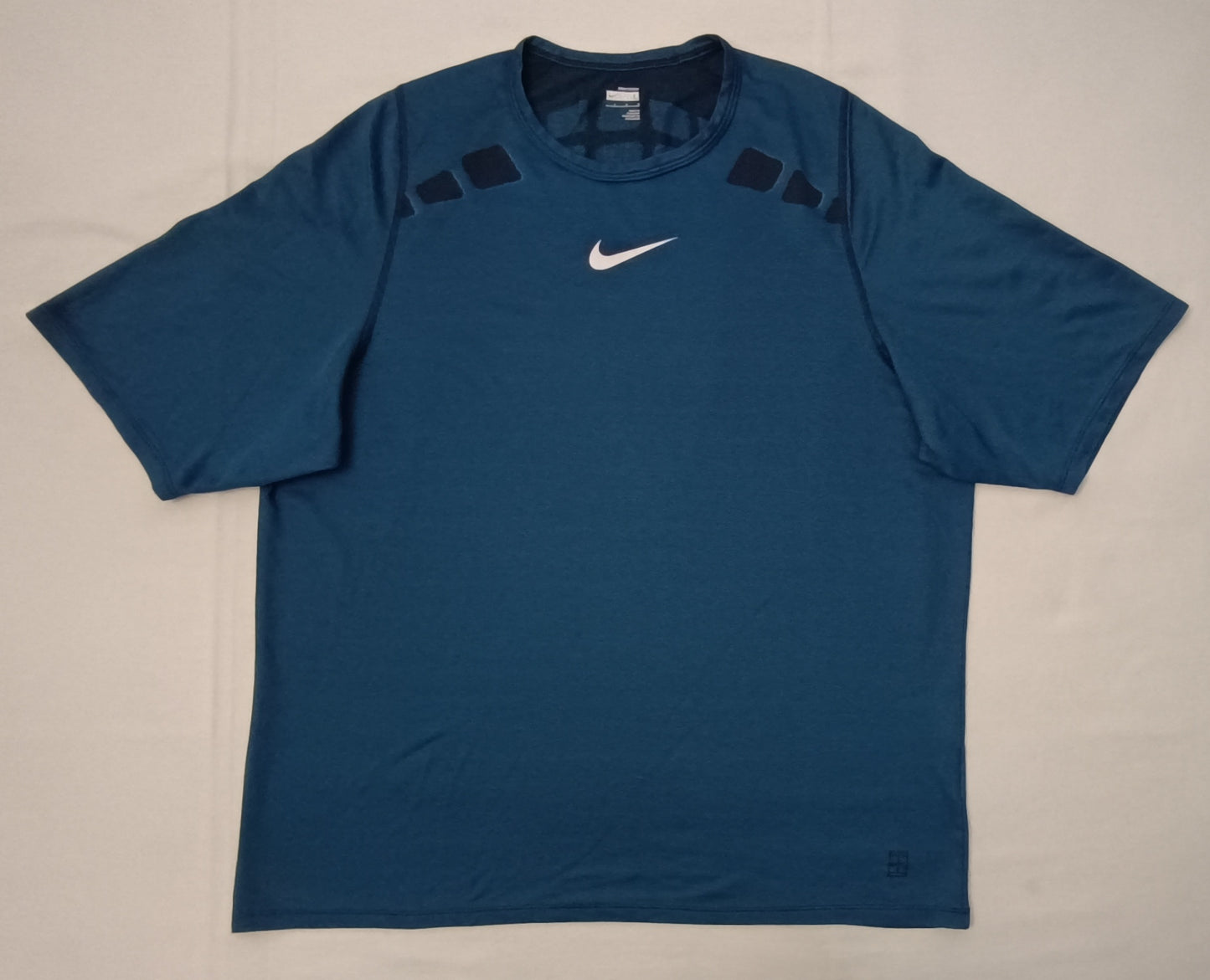 (L) Nike Court DRI-FIT Tennis Tee тениска