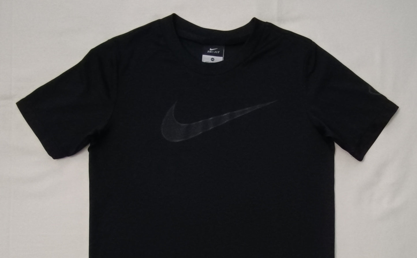 (ДЕТСКО) (Ръст 137-147см) Nike DRI-FIT Swoosh Tee тениска