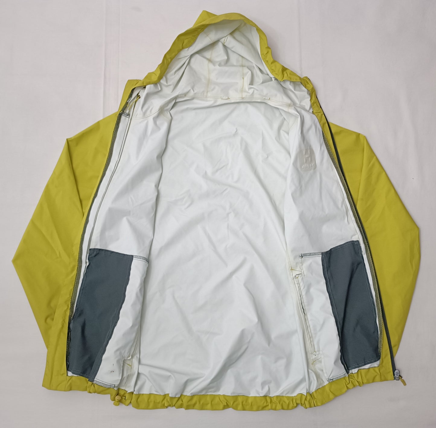 (S) Haglofs Jacket яке