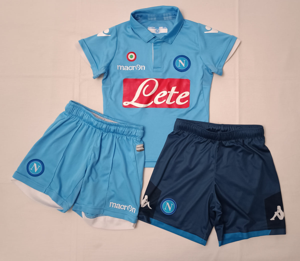 (ДЕТСКО) (5 години) Macron Napoli Jersey + 2x Shorts комплект (тениска и 2бр. шорти)