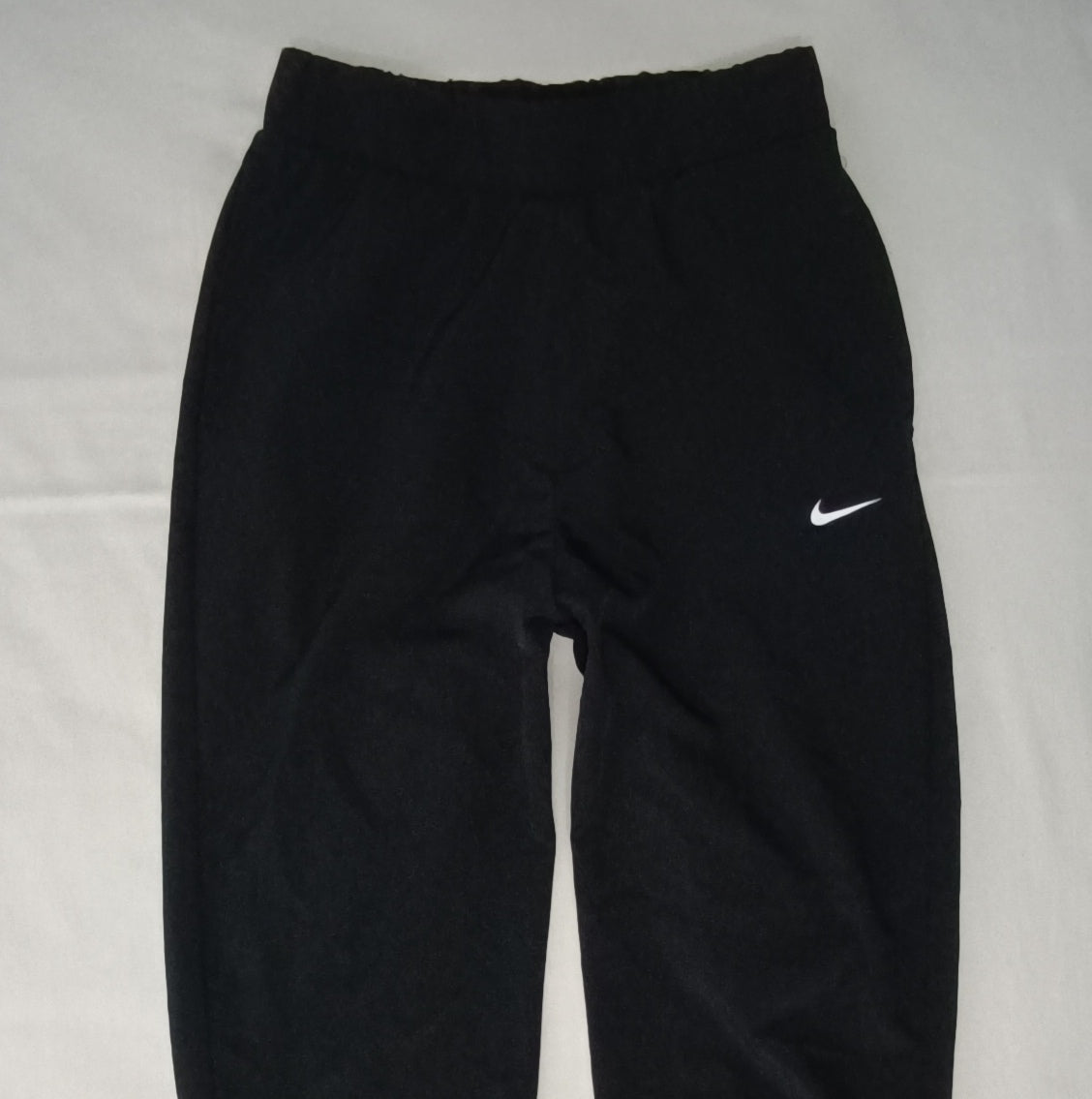 (ДАМСКО) (XS) Nike DRI-FIT Bliss Pants долнище