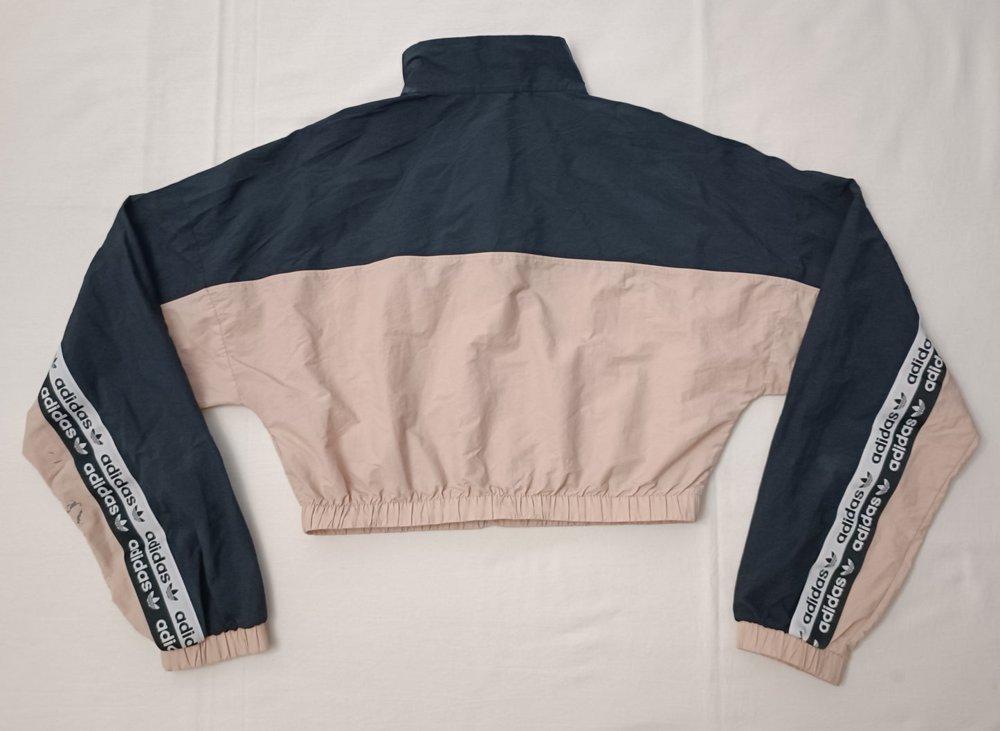 (ДАМСКО) (S) Adidas Originals Cropped Woven Jacket яке