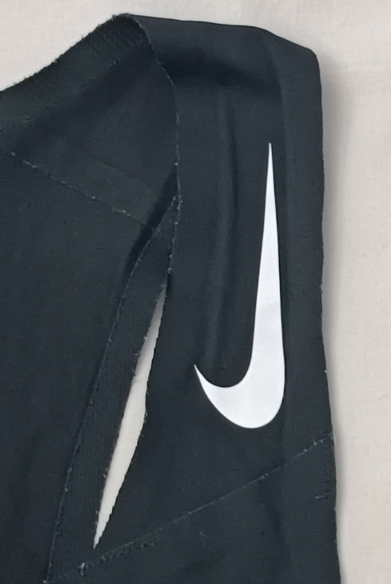 (ДАМСКО) (M) Nike DRI-FIT ADV Aeroswift Tank Top потник