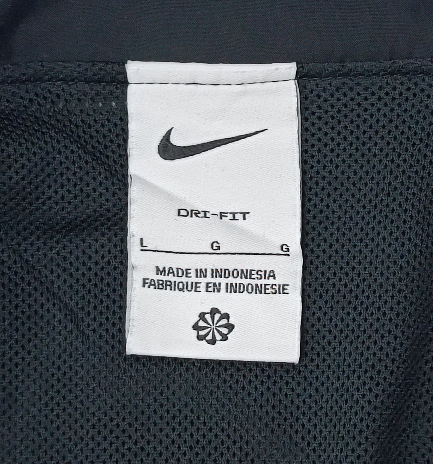 (L) Nike Sportswear Tracksuit екип (горнище и долнище)