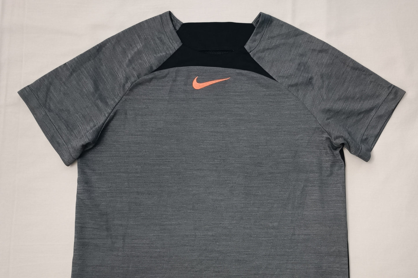 (ДЕТСКО) (Ръст 158-170см) Nike DRI-FIT Tee тениска