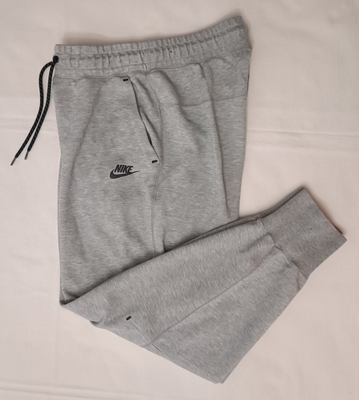 (ДАМСКО) (S) Nike Tech Fleece Sweatpants долнище
