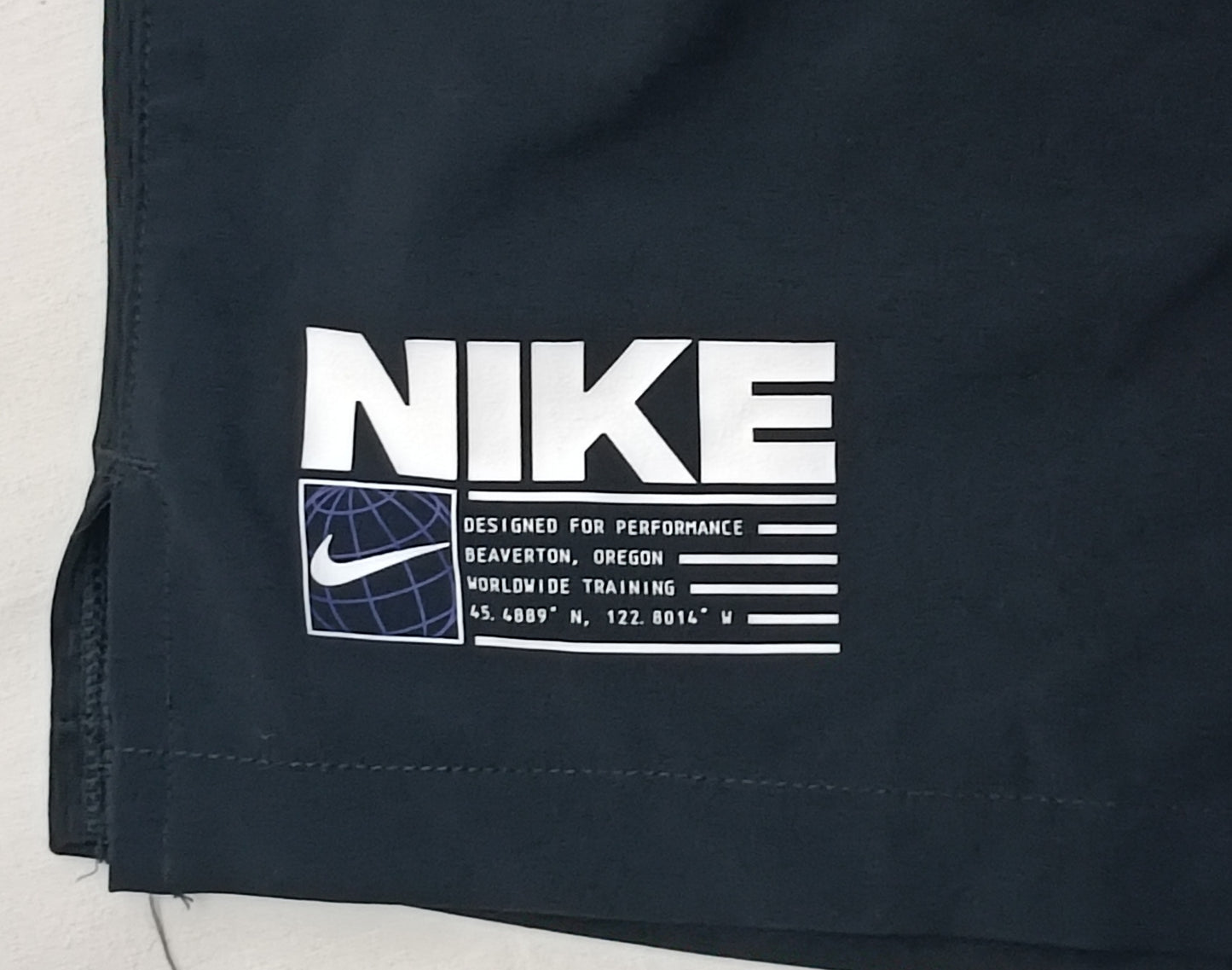 (L) Nike DRI-FIT Shorts шорти