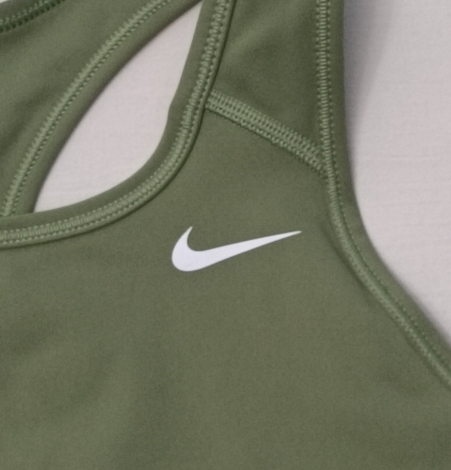 (ДАМСКО) (S) Nike DRI-FIT Bra бюстие