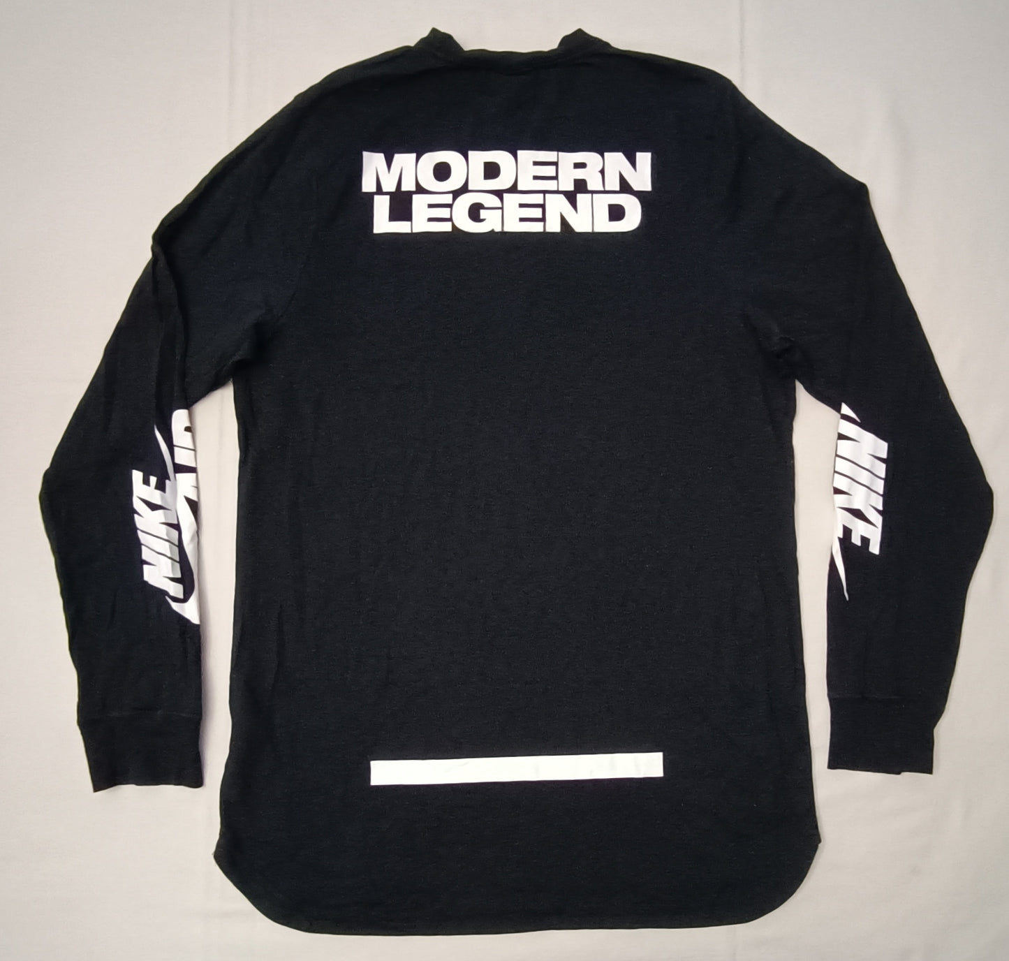 (L) Nike AIR Modern Legend Long Sleeve Top блуза