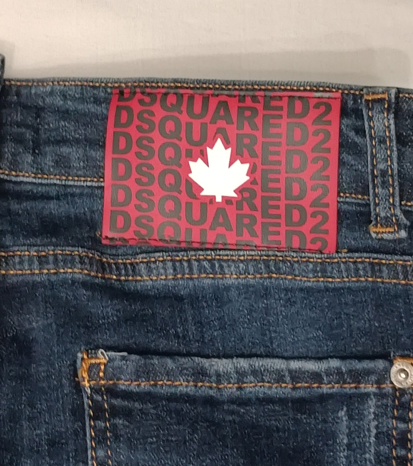 (ДЕТСКО) (Ръст 137-147см) DSQUARED2 дънки