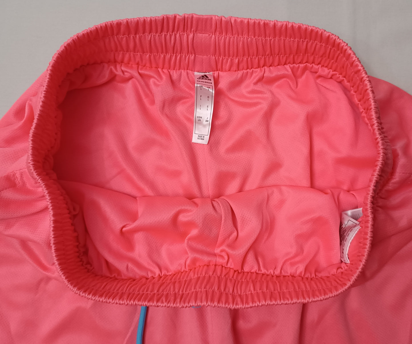 (L) Adidas Big Logo Shorts шорти