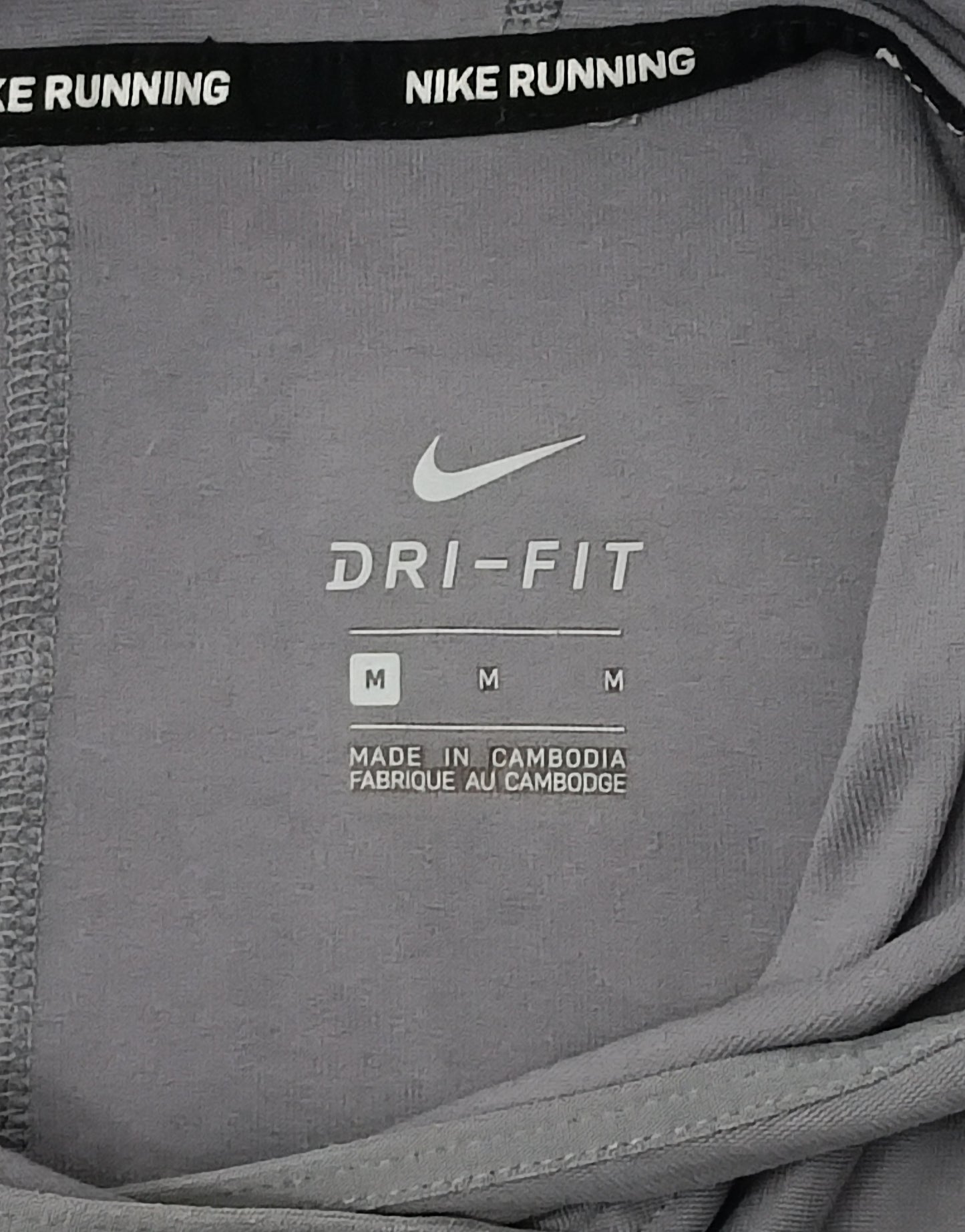 (ДАМСКО) (M) Nike DRI-FIT Cropped Hoodie горнище