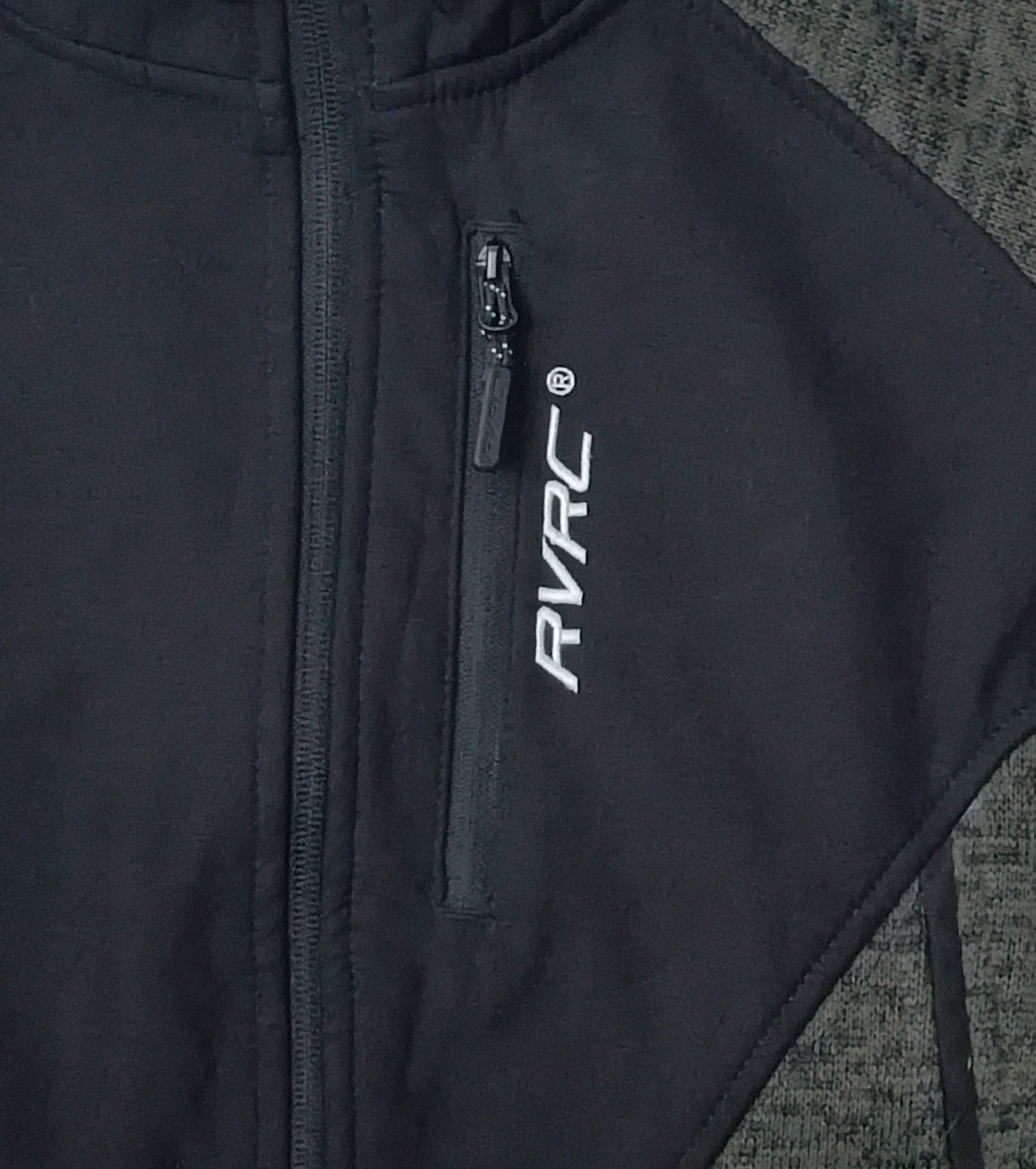 (S) Revolution Race Hybrid Jacket яке
