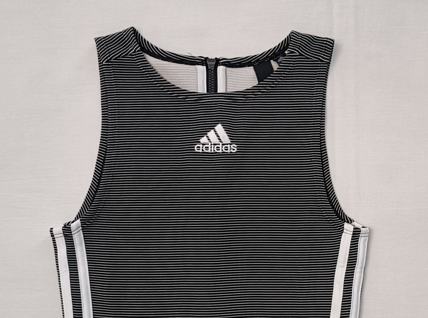 (ДАМСКО) (XS) Adidas Cropped Tank Top потник