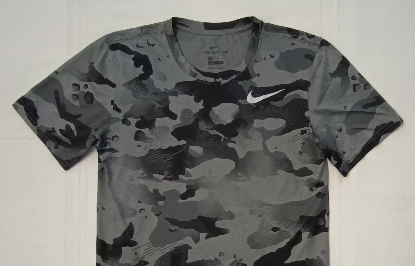 (XS) Nike DRI-FIT Camouflage Tee тениска