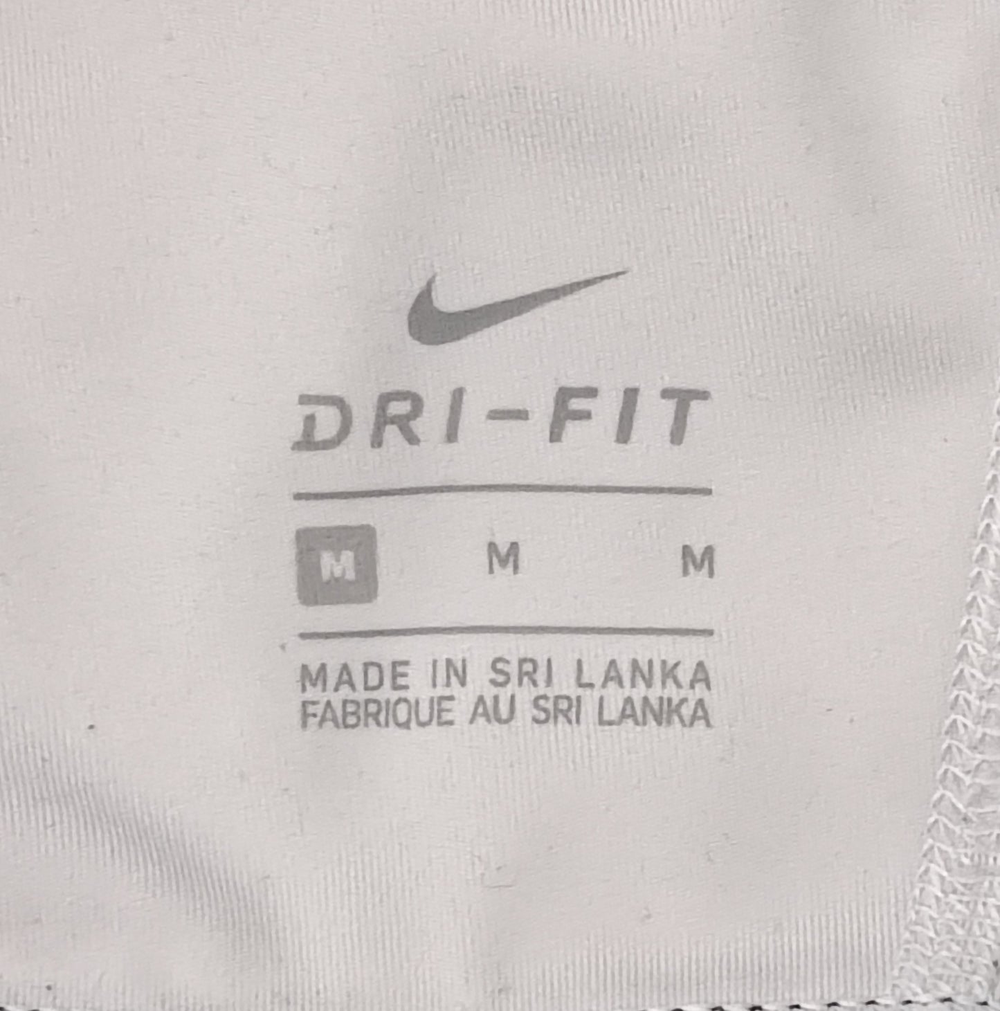 (ДАМСКО) (M) Nike DRI-FIT Bra бюстие