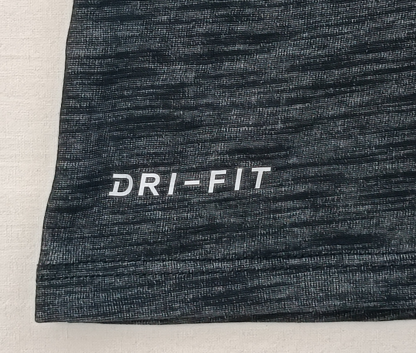 (M) Nike DRI-FIT Tee тениска