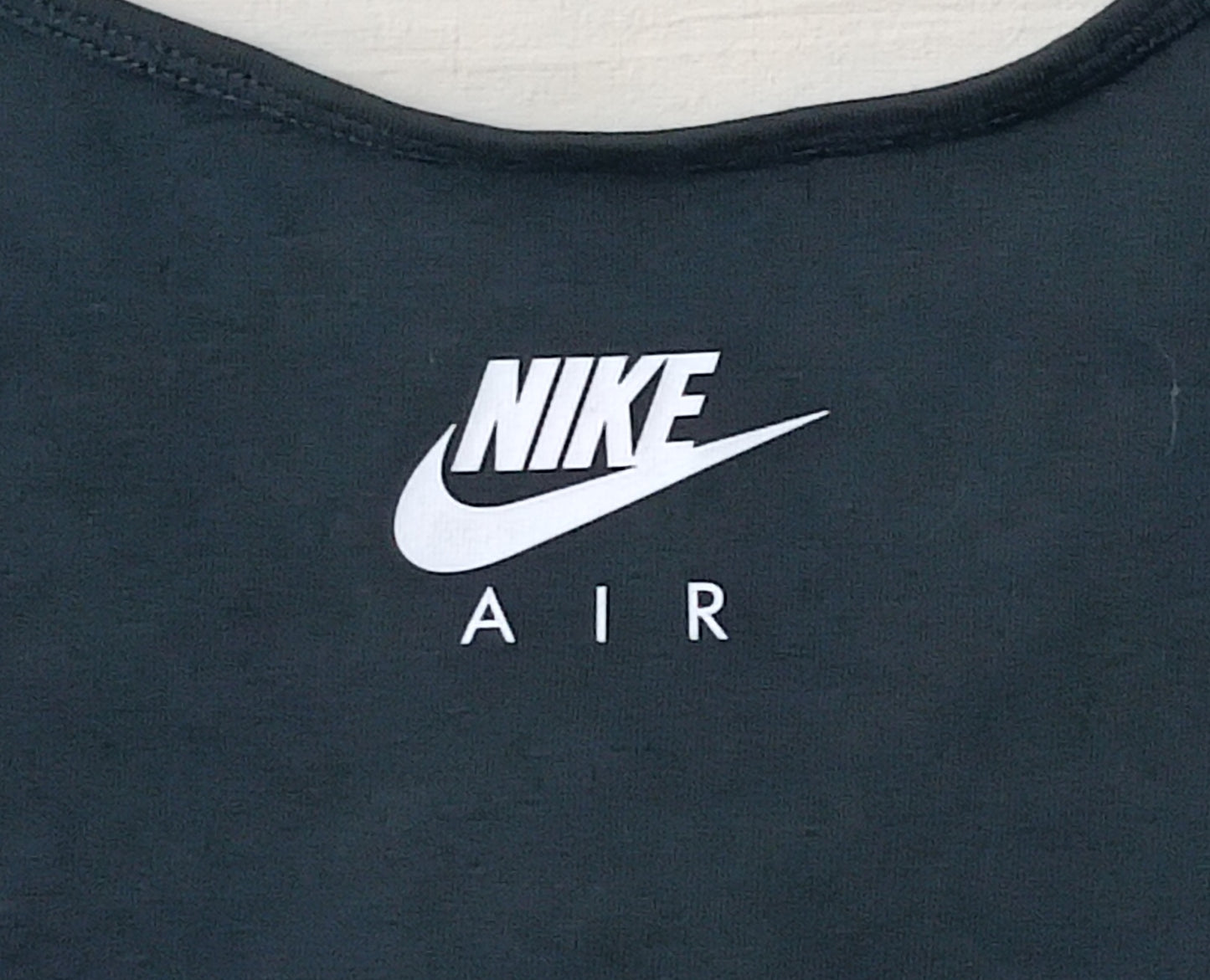 (ДАМСКО) (XS) Nike AIR Cropped Tank Top потник
