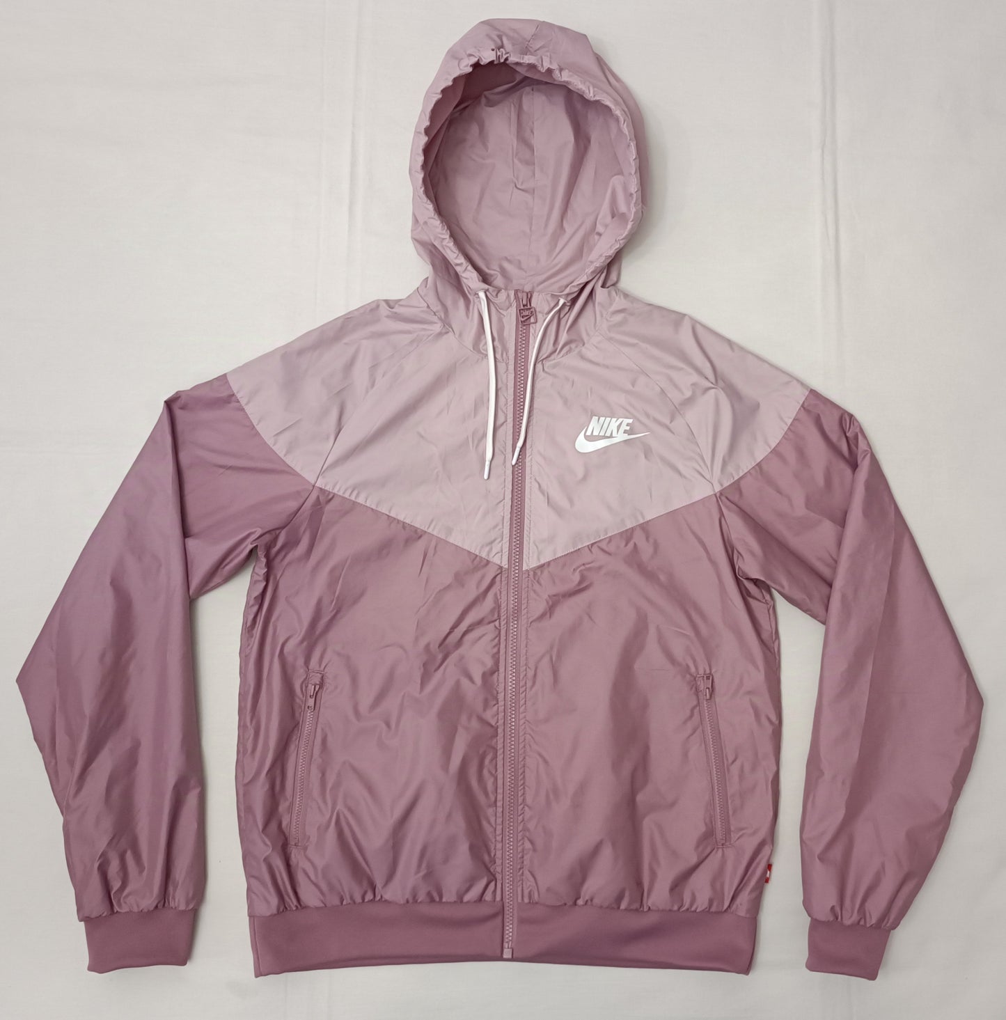 (ДАМСКО) (S) Nike Sportswear Windrunner Woven Jacket яке