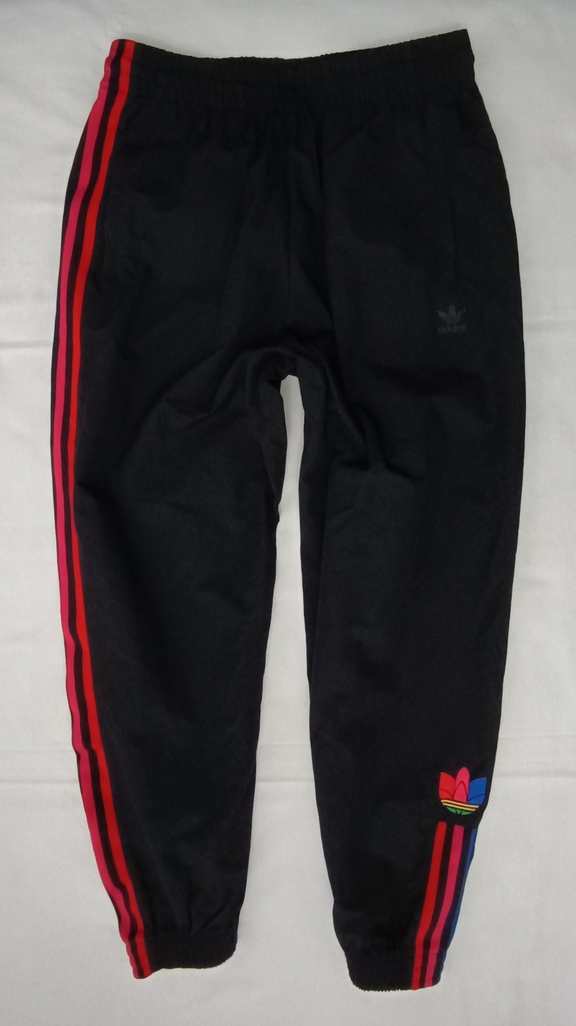 (ДАМСКО) (M) Adidas Originals Trefoil Woven Pants долнище