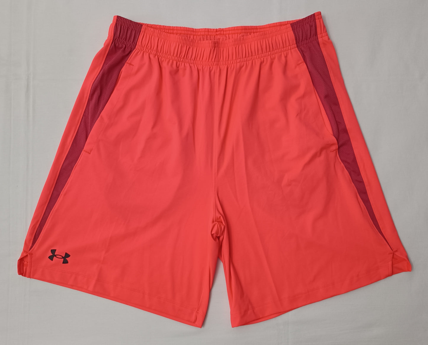 (L) Under Armour UA Shorts шорти